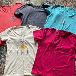 LIFE IS GOOD WOMENS BUNDLE OF 5 T-SHIRTS IN SZ MED…GENTLY WORN…NICE!!!